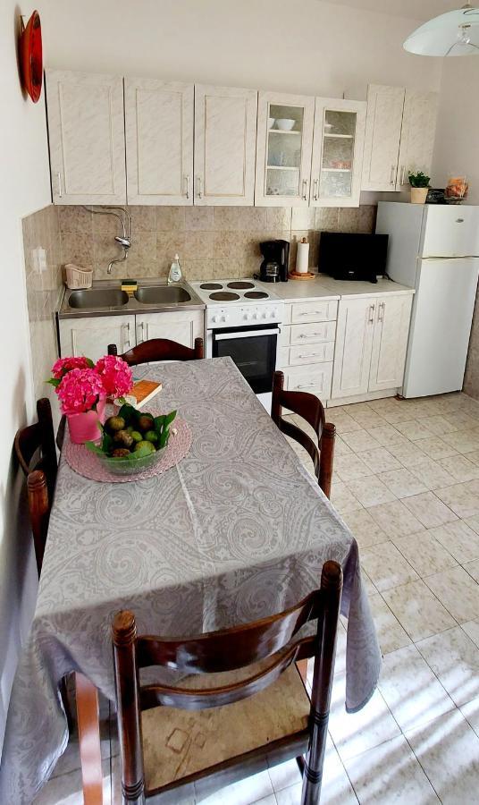 Apartment Luka Dobrinj Екстериор снимка