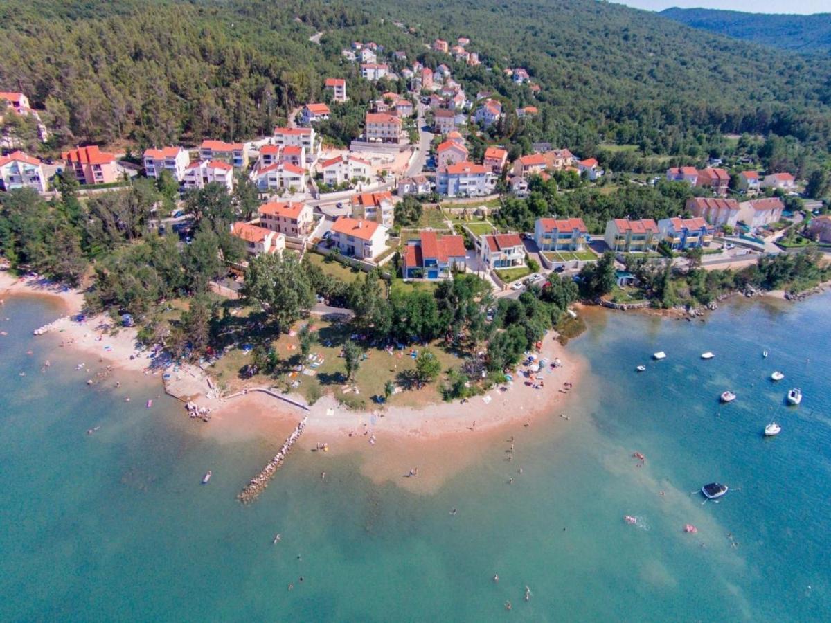 Apartment Luka Dobrinj Екстериор снимка