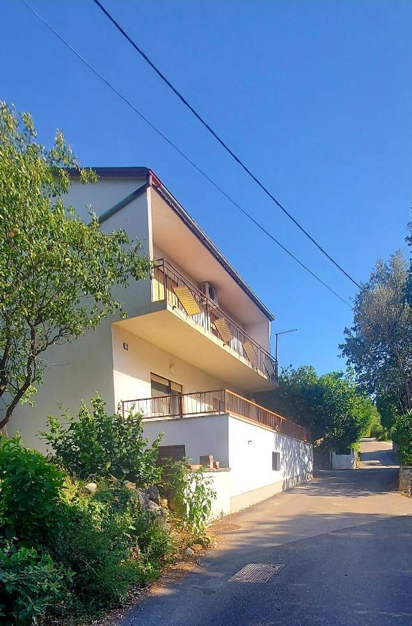 Apartment Luka Dobrinj Екстериор снимка